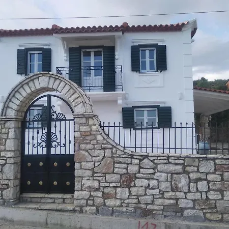 Luxury Two Story Ideal For Families Vila Koróni