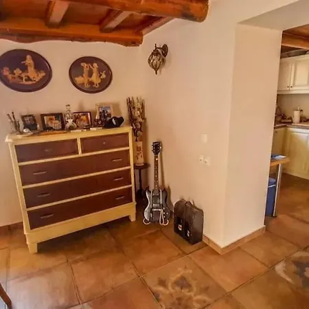 Luxury Two Story Ideal For Families Vila Koróni