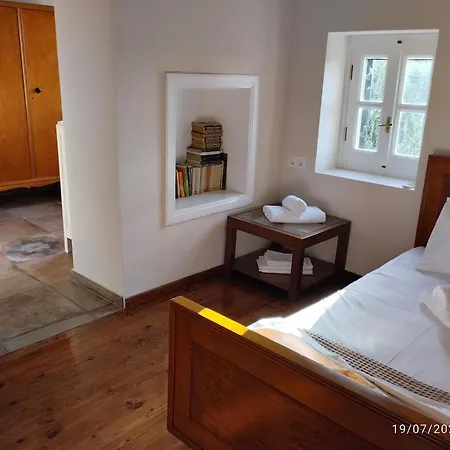 Luxury Two Story Ideal For Families Koróni