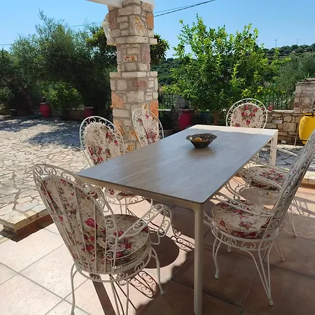 Luxury Two Story Ideal For Families * Koróni
